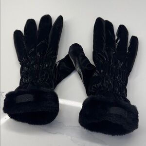Black Fur-Lined Gloves
